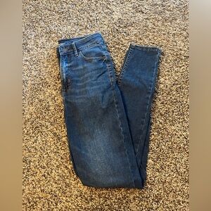 Old Navy extra high rise rockstar super skinny jeans